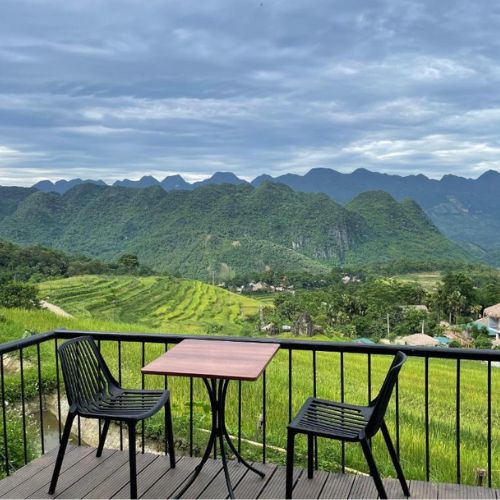 Pu Luong Retreat