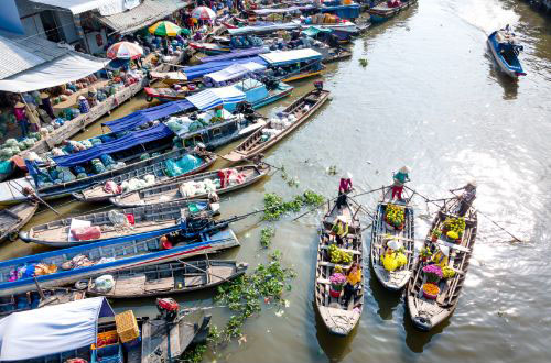 Mercado flotante Damnoen Saduak