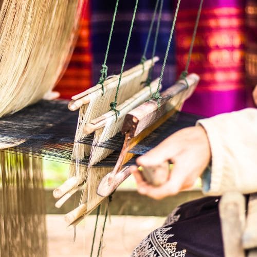 Aldea Ban Nayang – tradición artesanal en Laos auténtico