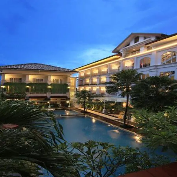 Piscina del Gallery Prawirotaman Hotel en Yogyakarta